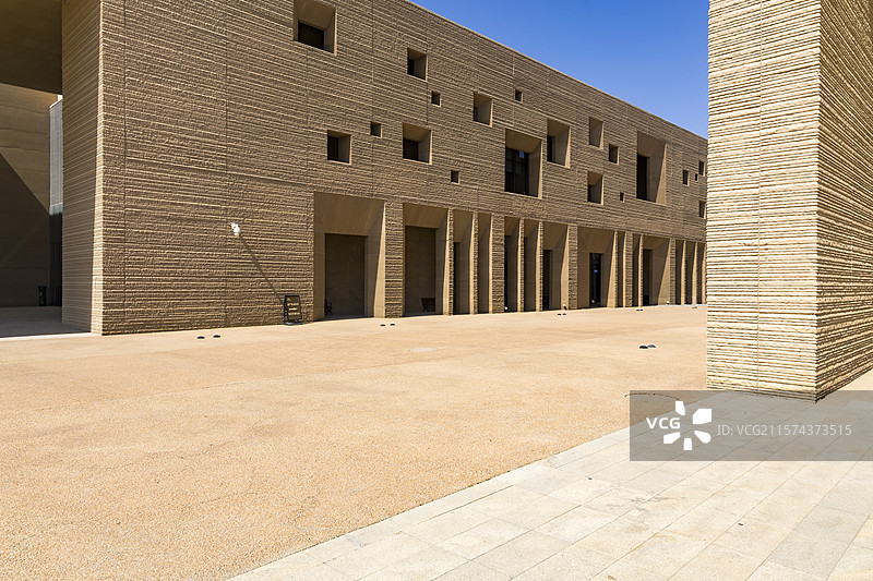 2025.6.15，西夏博物馆，汽车广告背景图。图片素材