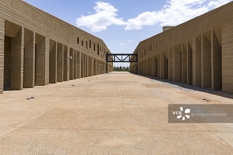 2025.6.15，西夏博物馆，汽车广告背景图。图片素材