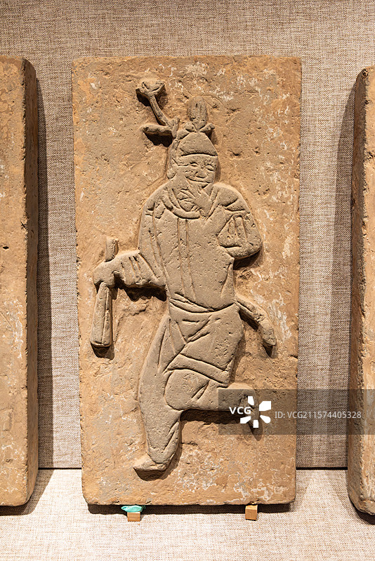 吹口哨杂剧人物雕砖，北宋，焦作温县西关出土图片素材