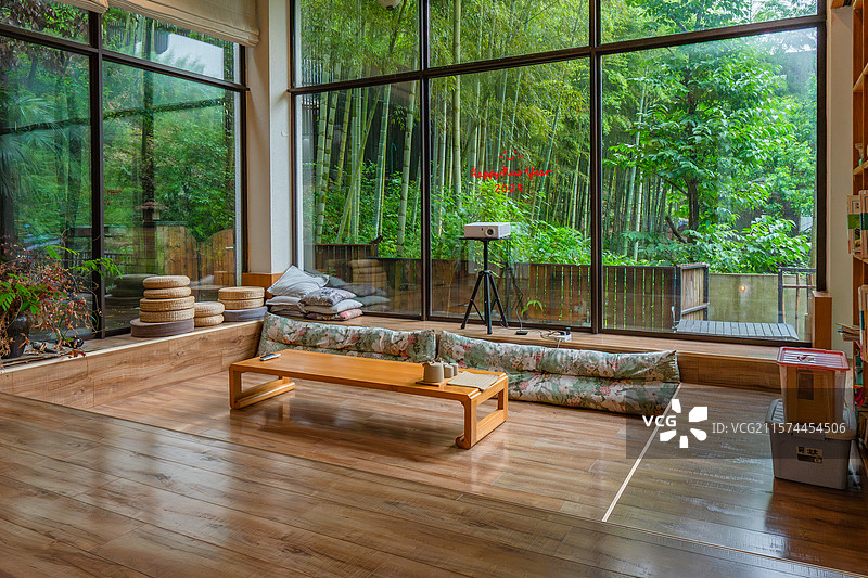 日式禅意极简原木风民宿图片素材