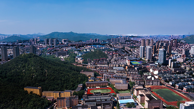 辽宁省大连市甘井子区的城市建设新貌图片素材
