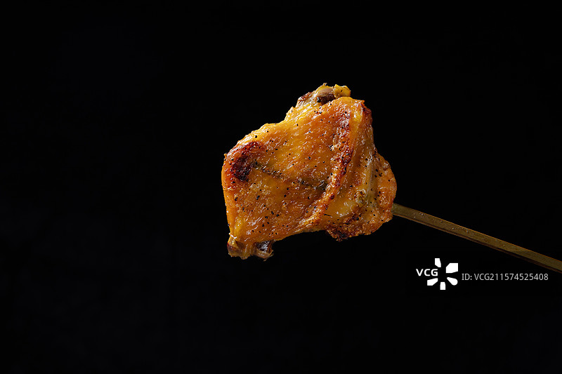 日式烧烤烧鸟串 烤鸡翅图片素材