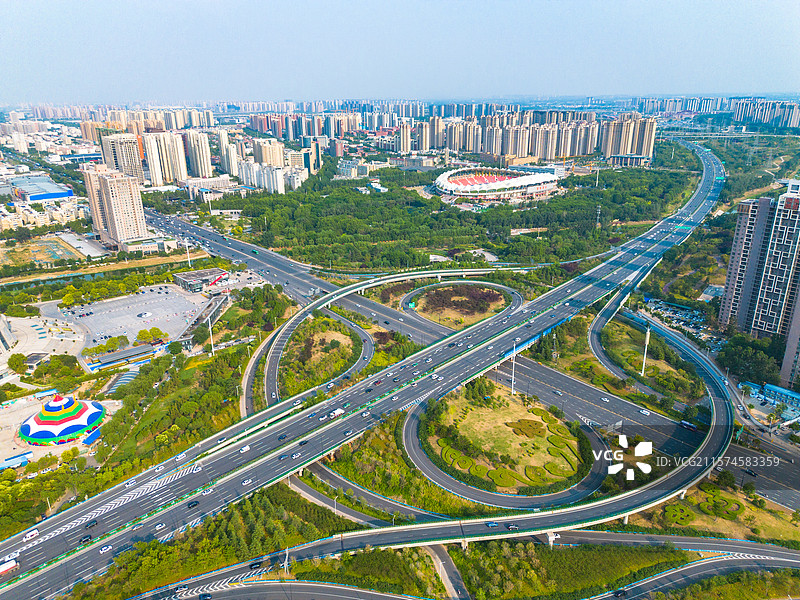 河南郑州中原福塔与机场高速航海路互通立交桥航拍图片素材
