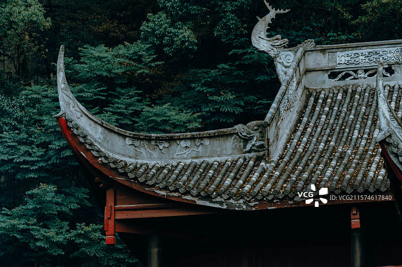 重庆老君洞三清殿古建筑飞檐图片素材