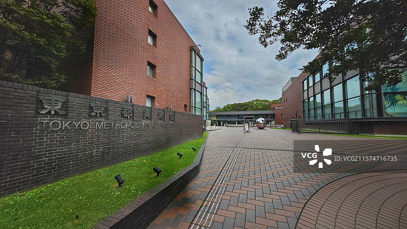 东京上野公园，日本第一座公园，历史悠久，文化底蕴深厚，樱花、莲花美如仙境，博物馆群与古迹更是熠熠生辉图片素材