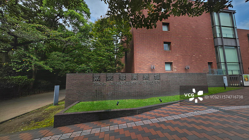 东京上野公园，日本第一座公园，历史悠久，文化底蕴深厚，樱花、莲花美如仙境，博物馆群与古迹更是熠熠生辉图片素材