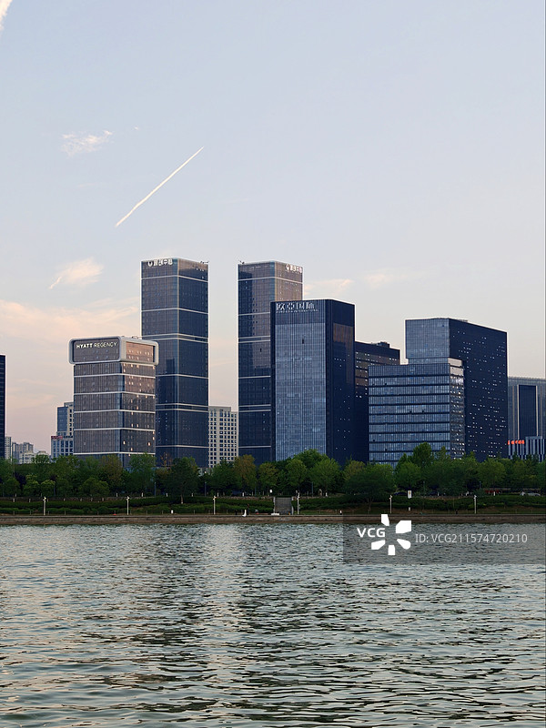 西安浐灞后海建筑群图片素材