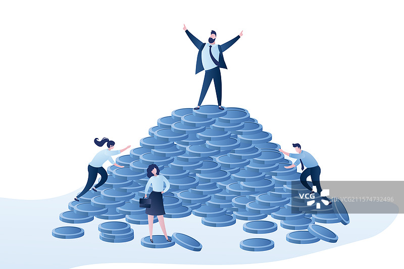 一堆硬币和站在顶部的成功商人图片素材