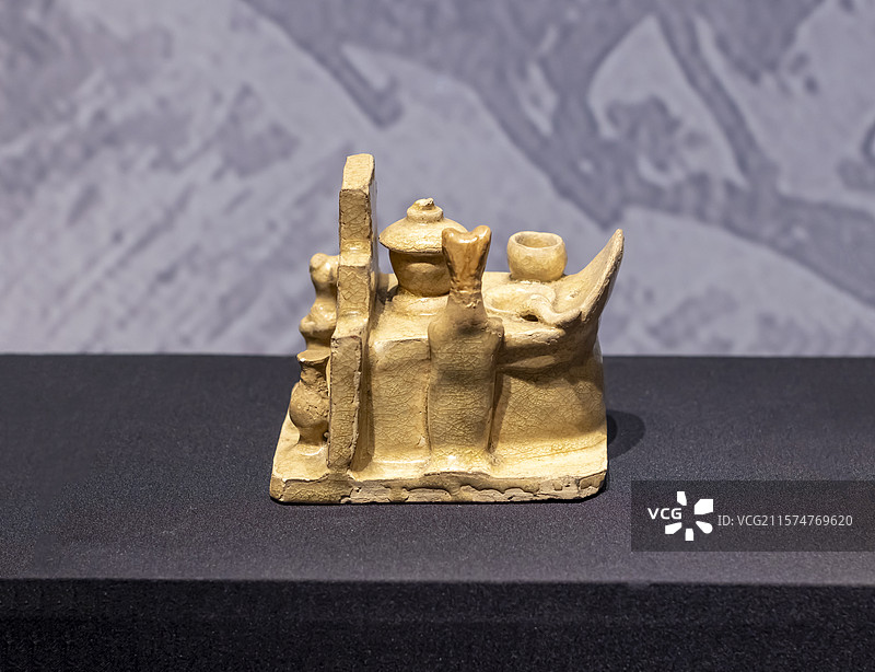 青釉灶 南朝 安远县镇固公社出土 江西省博物馆图片素材