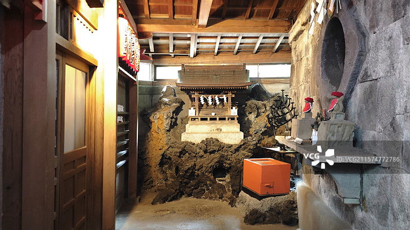 东京上野公园，日本第一座公园，历史悠久，文化底蕴深厚，樱花、莲花美如仙境，博物馆群与古迹更是熠熠生辉图片素材