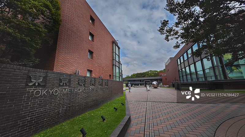 东京上野公园，日本第一座公园，历史悠久，文化底蕴深厚，樱花、莲花美如仙境，博物馆群与古迹更是熠熠生辉图片素材