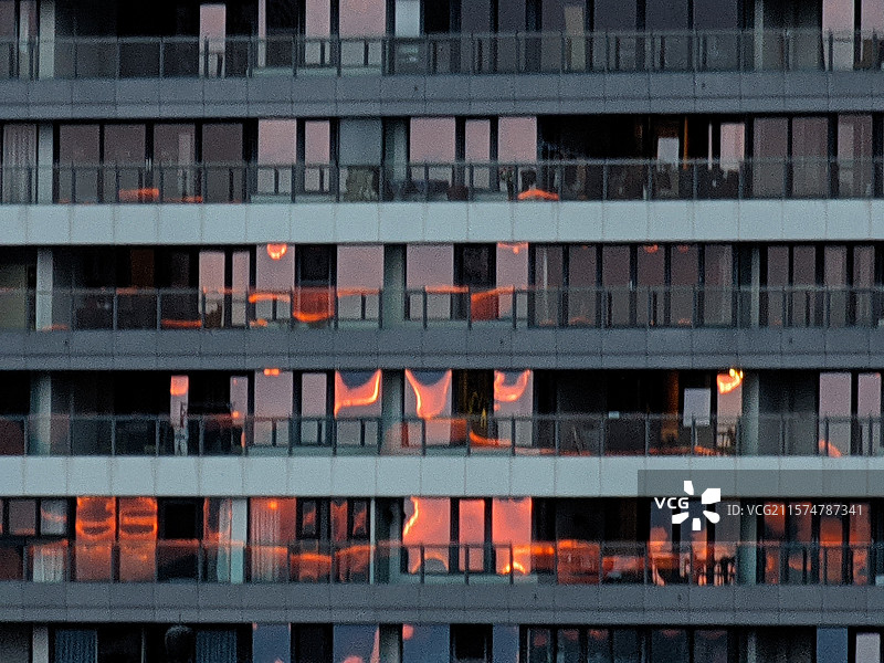 阳台上的光影图片素材