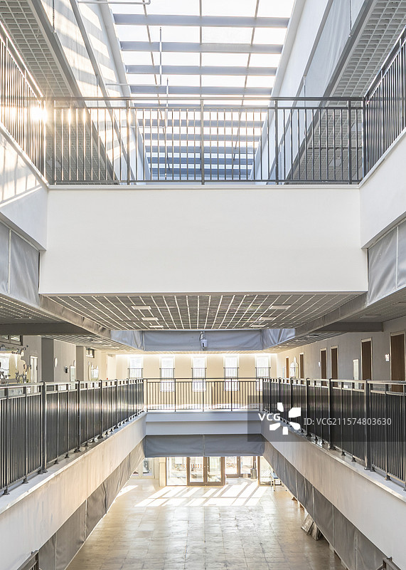 新装修的商业建筑办公环境空间图片素材