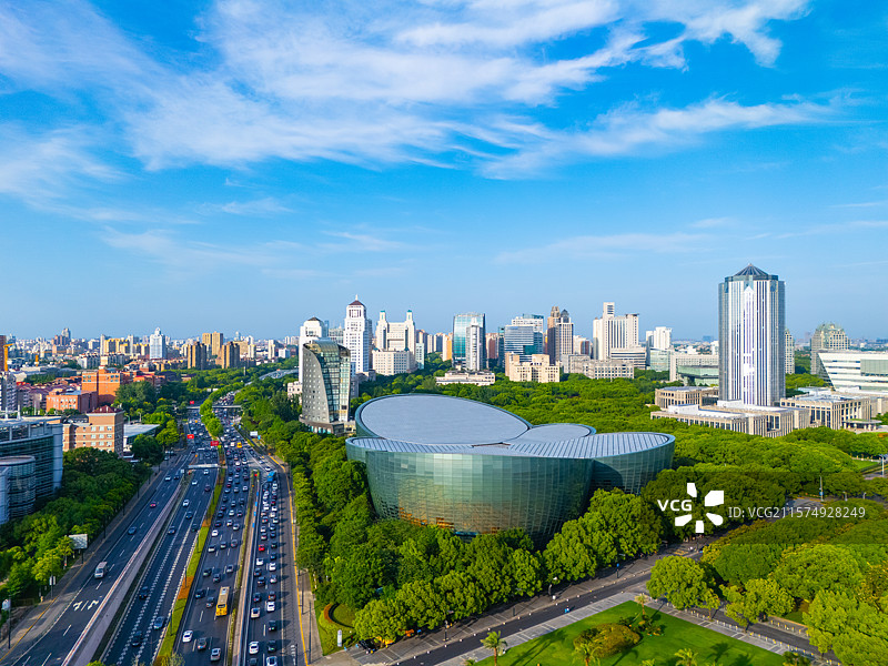 航拍上海浦东新区建筑群图片素材