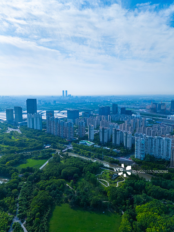 航拍上海浦东新区建筑群图片素材