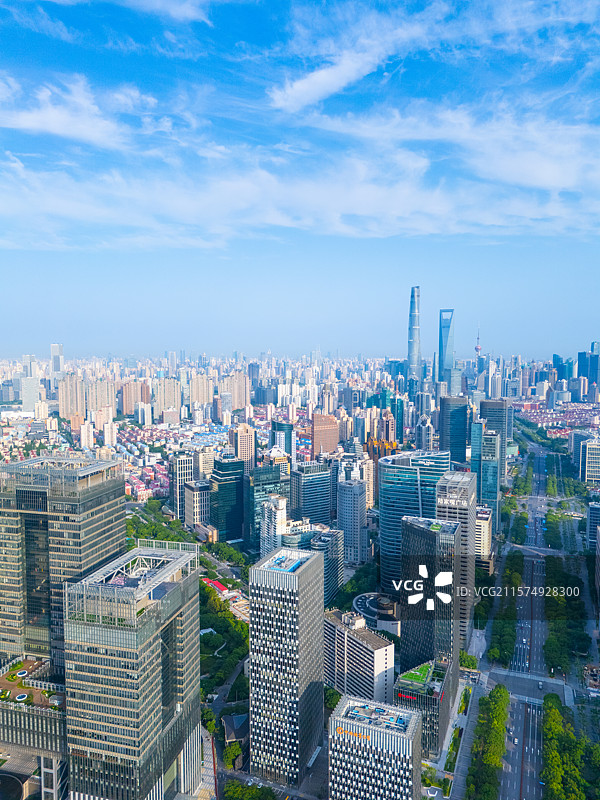 航拍上海浦东新区建筑群图片素材