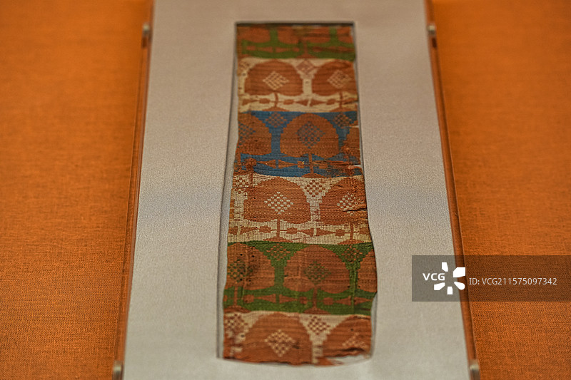 南北朝 树纹锦 吐鲁番阿斯塔那墓葬出土 新疆维吾尔自治区博物馆图片素材