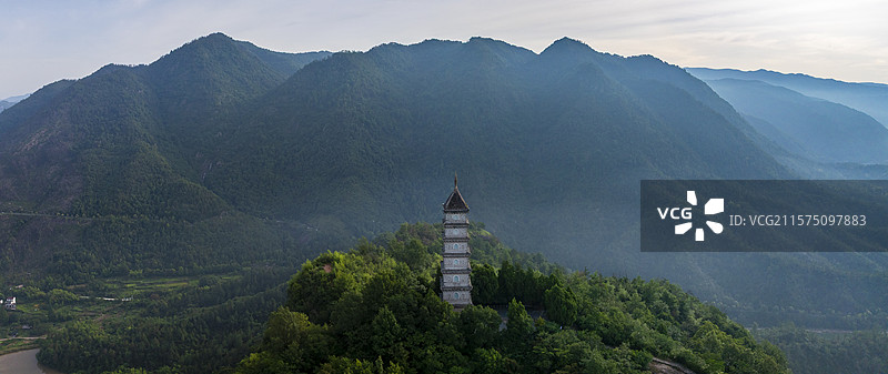 浙江天台赤城山梁妃塔云海云雾古风云海图片素材
