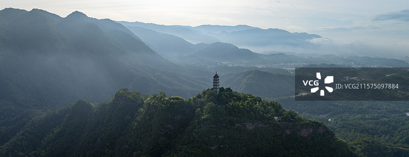浙江天台赤城山梁妃塔云海云雾古风云海图片素材