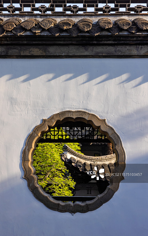 中式圆窗图片素材