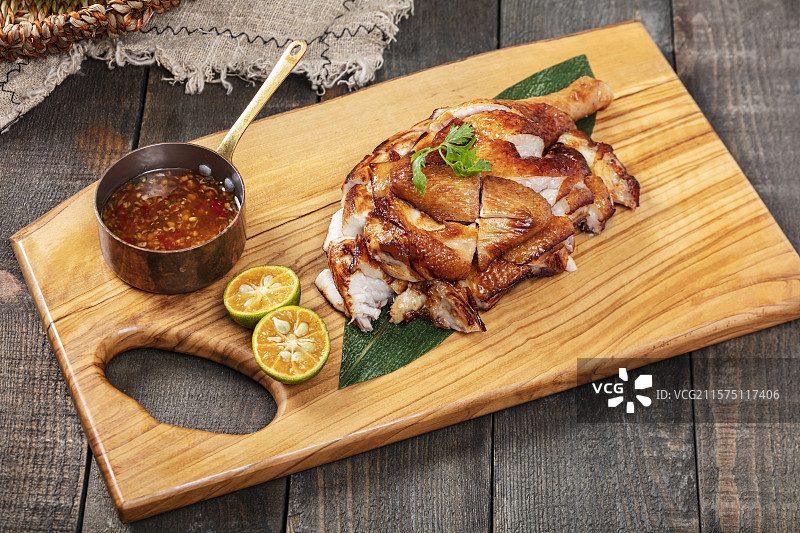 脆皮香茅烧文昌鸡图片素材