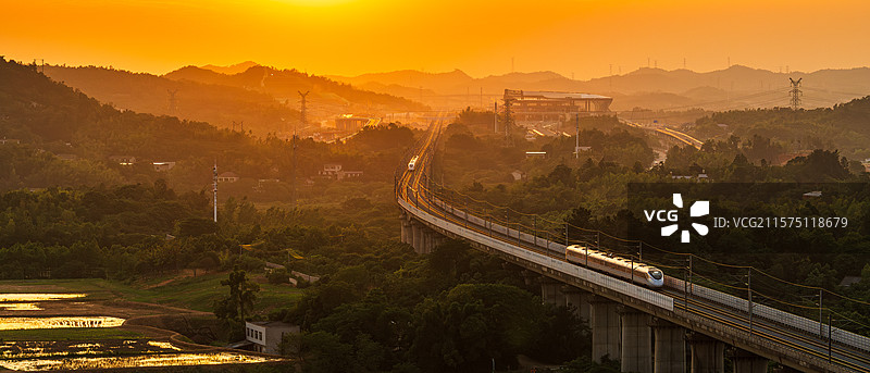 湖南省长沙市望城区，高铁西站，长株潭城际铁路图片素材