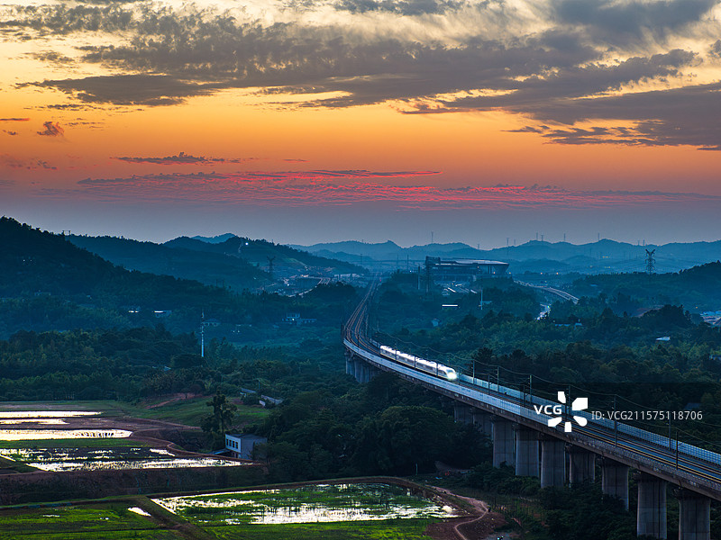 湖南省长沙市望城区，高铁西站，长株潭城际铁路图片素材