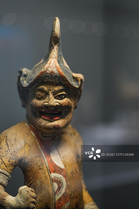 唐代 彩绘灰陶参军戏俑 穆泰墓出土 庆城县博物馆图片素材