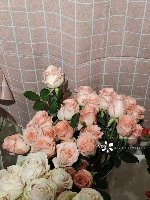 母亲节粉色康乃馨浪漫花束图片素材