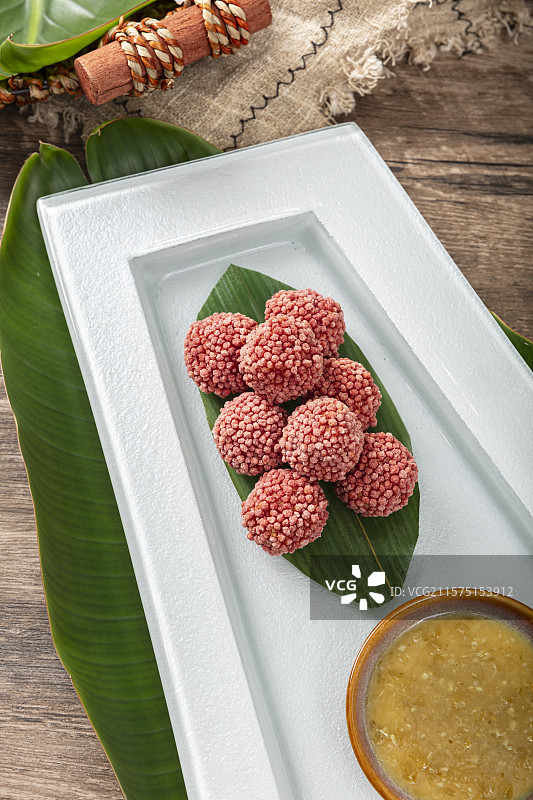 酸甜荔枝虾球图片素材