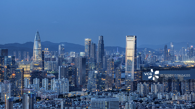 深圳人才公园后海城市高楼建筑群夜景灯光图片素材