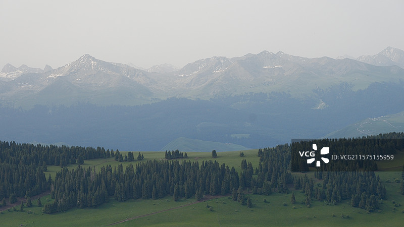 雪山草原图片素材