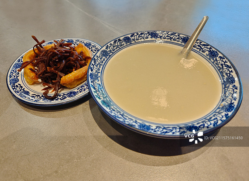 北京豆汁儿焦圈豆汁老北京小吃图片素材
