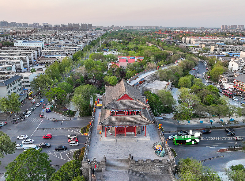 河南省开封市开封古城墙西门大梁门航拍图片素材