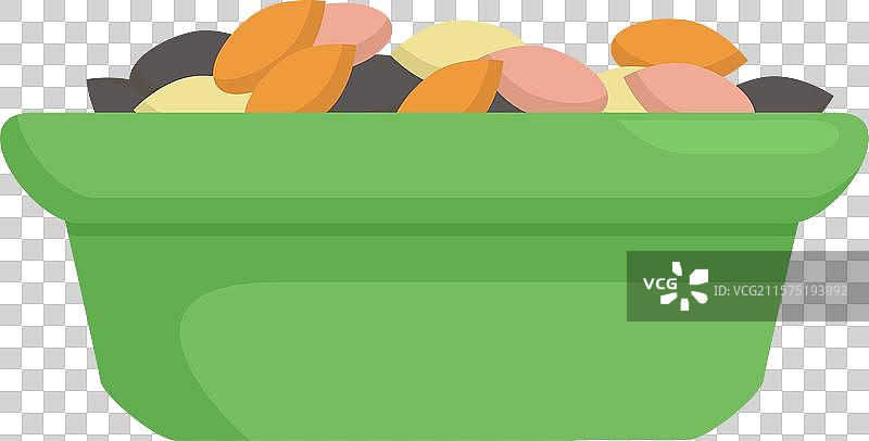 盛满新鲜土豆的绿色碗图片素材