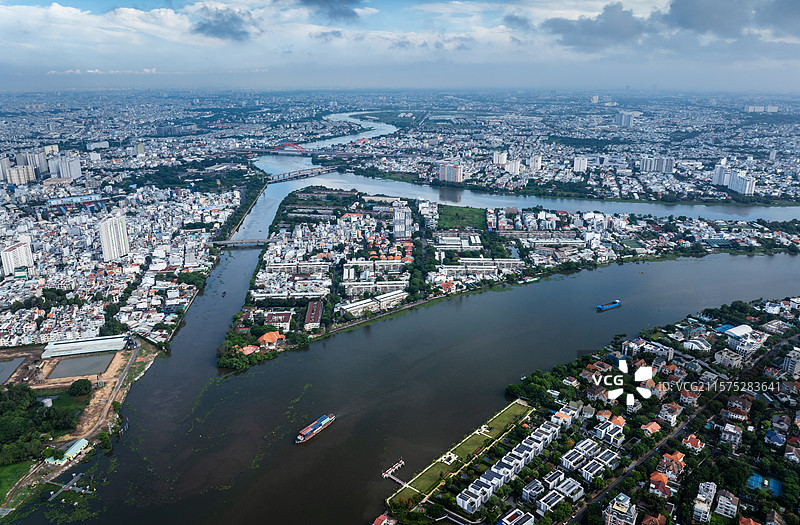 越南胡志明西贡河城市运河风光航拍图片素材
