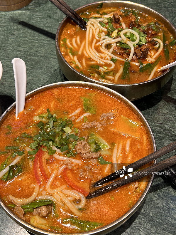 深圳红山6979船面泰式料理 Mixthai全泰 泰式酸辣汤面图片素材