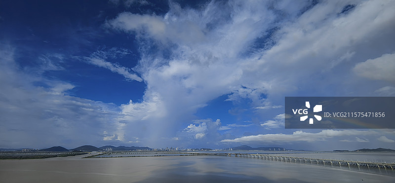 彩虹总在风雨后图片素材