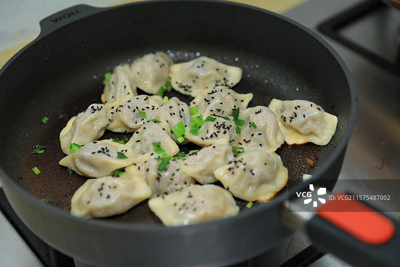 中式早餐煎饺图片素材