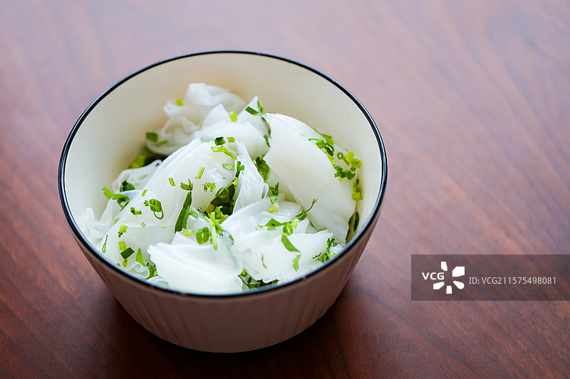 广西美食荔枝手切粉青菜茄子老友鱼酸嘢螺蛳鸭脚煲柠檬鸭芋圆糖水黑米粽子斑斓糖水等组图图片素材