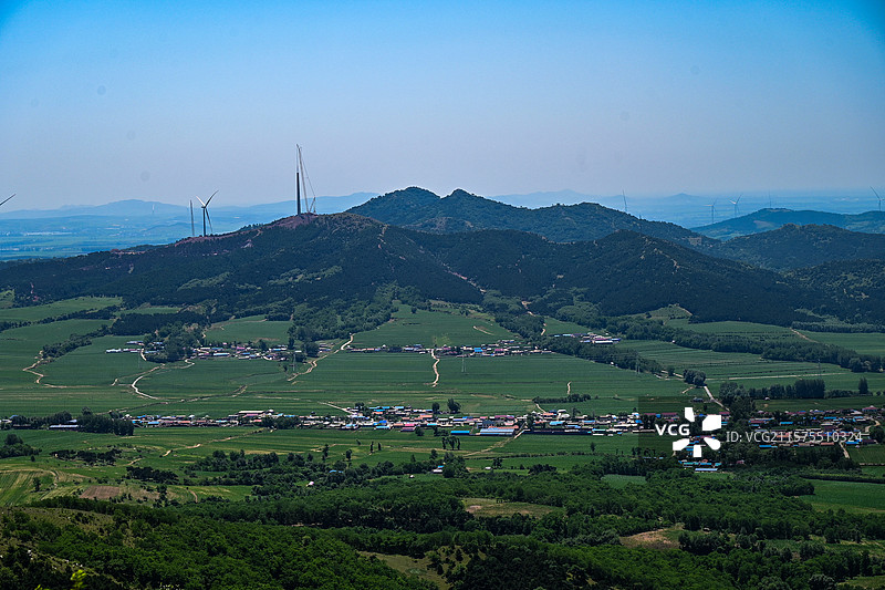 沈阳巴尔虎山俯瞰乡村风光图片素材