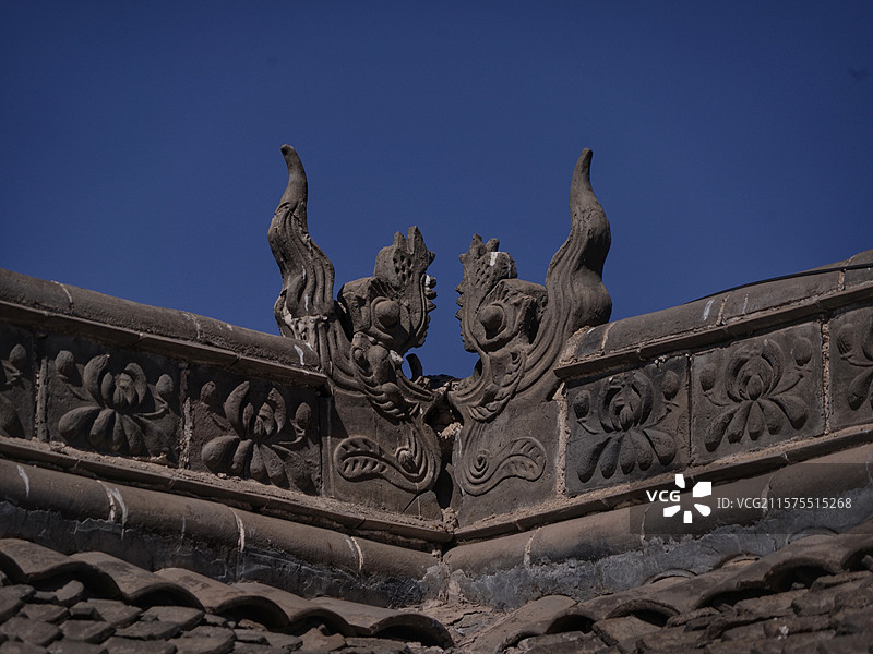 五台山菩萨顶位于灵鹫峰上，是最大喇嘛寺院，建筑富丽堂皇，具皇家特色，历史悠久，文化底蕴极为深厚。图片素材