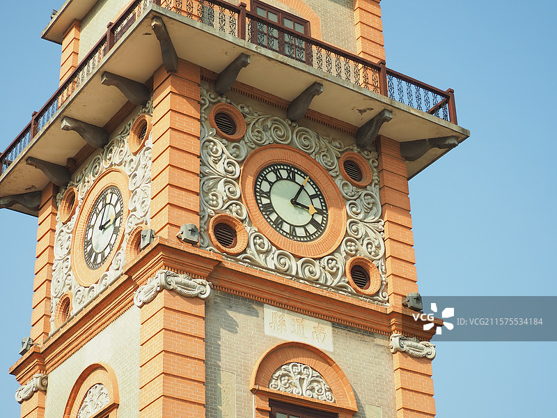 南通市濠河钟楼图片素材