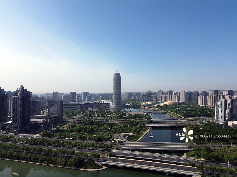 早晨航拍郑州CBD如意湖会展中心图片素材