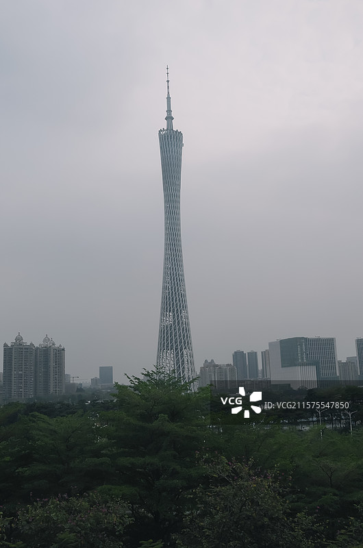 中国广东广州花城广场广州塔城市风光。图片素材
