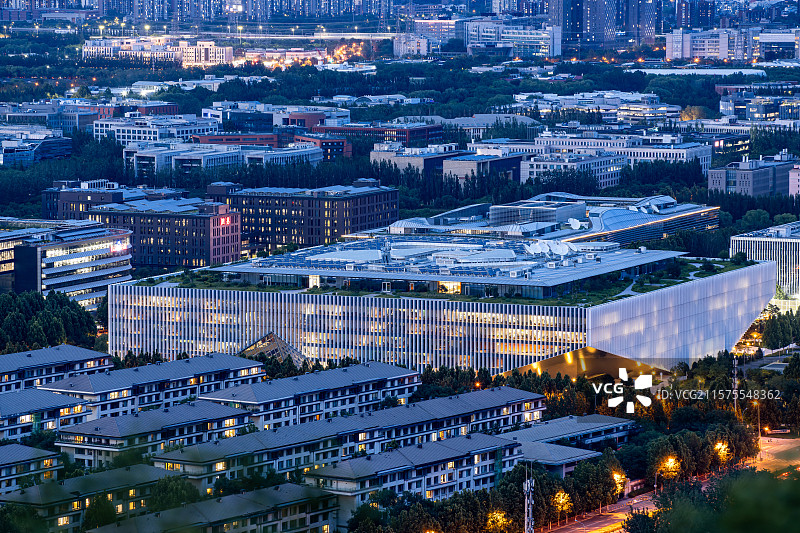 北京上地互联网科技园夜景图片素材