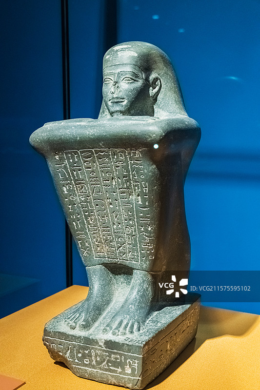 帕迪亚斯之子帕卡赫孔苏的方雕、上海埃及展图片素材