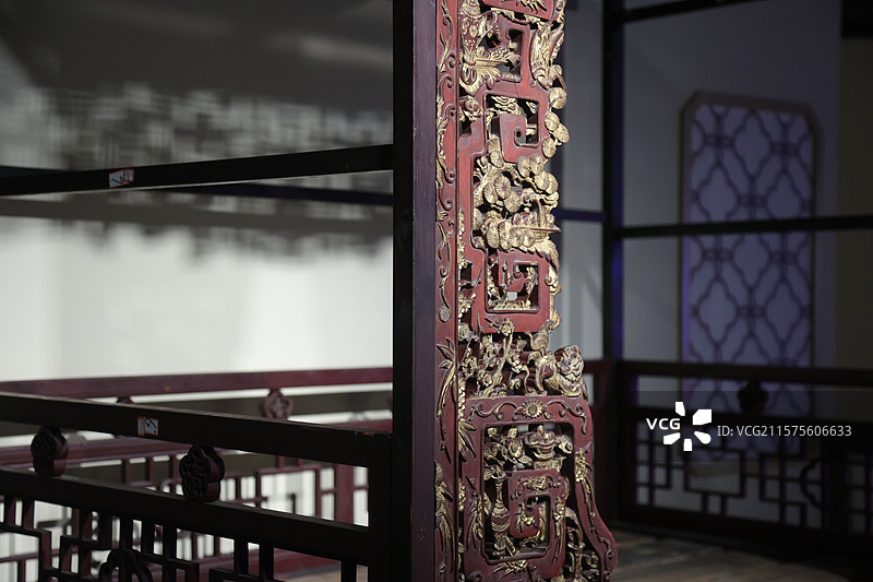 中式非遗黑漆描金彩绘桌椅床家具图片素材