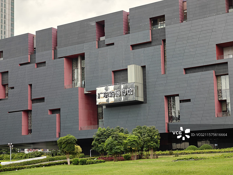 广州花城广场-广东省博物馆外立面图片素材