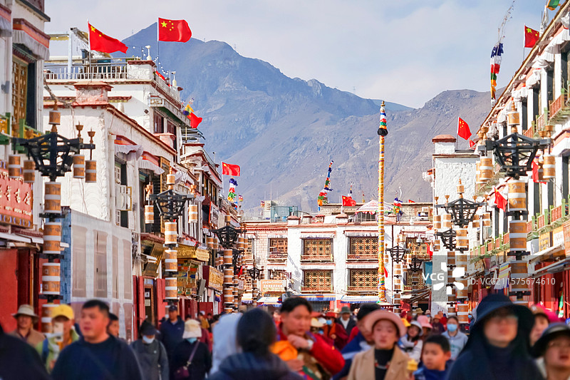 西藏拉萨大昭寺八廓街图片素材